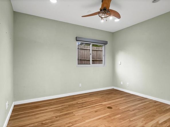 613 N Bailey Avenue , Fort Worth Texas 76107