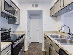 4211  Holland Avenue  208, Dallas Texas 75219