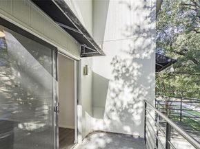 4211  Holland Avenue  208, Dallas Texas 75219