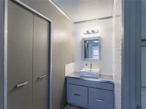 4211  Holland Avenue  208, Dallas Texas 75219