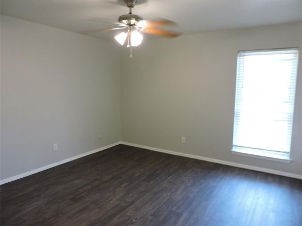 1513  Skyline Drive , River Oaks Texas 76114