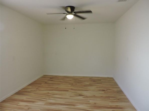 1513  Skyline Drive , River Oaks Texas 76114