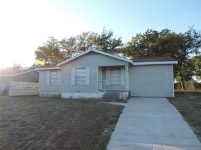 1513  Skyline Drive , River Oaks Texas 76114