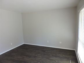 1513  Skyline Drive , River Oaks Texas 76114