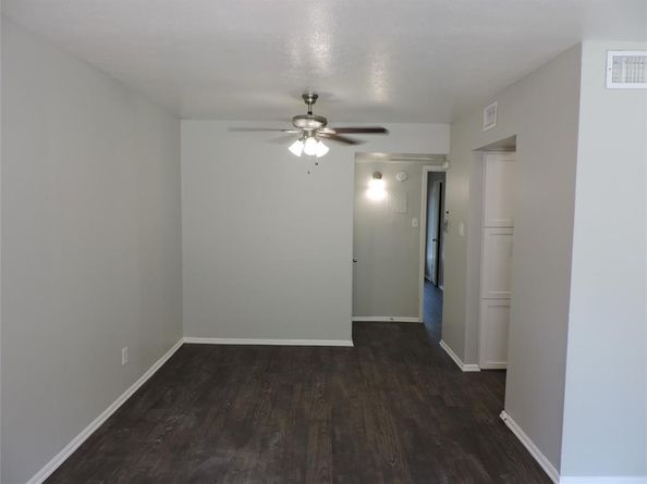 1513  Skyline Drive , River Oaks Texas 76114