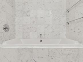 2200  Victory Avenue  2003, Dallas Texas 75219