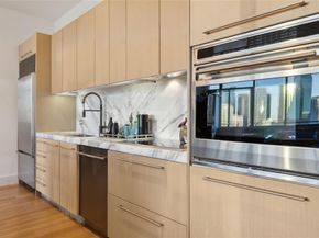 2200  Victory Avenue  2003, Dallas Texas 75219