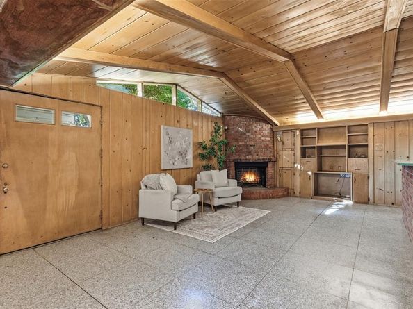 4224  Pershing Avenue , Fort Worth Texas 76107