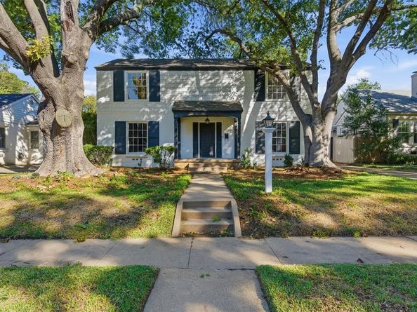 4224  Pershing Avenue , Fort Worth Texas 76107