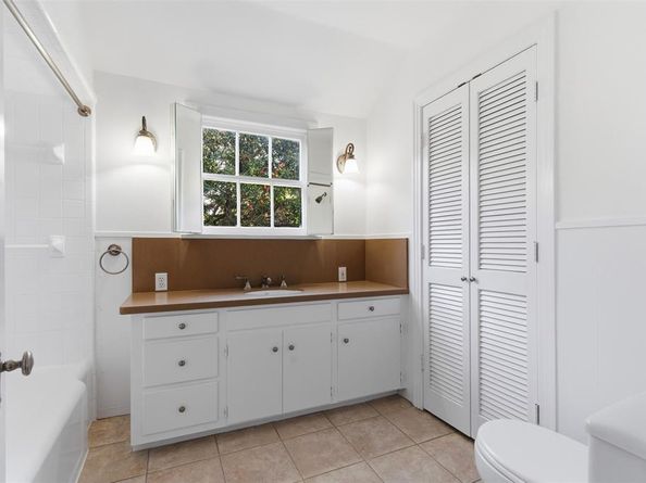 4224  Pershing Avenue , Fort Worth Texas 76107