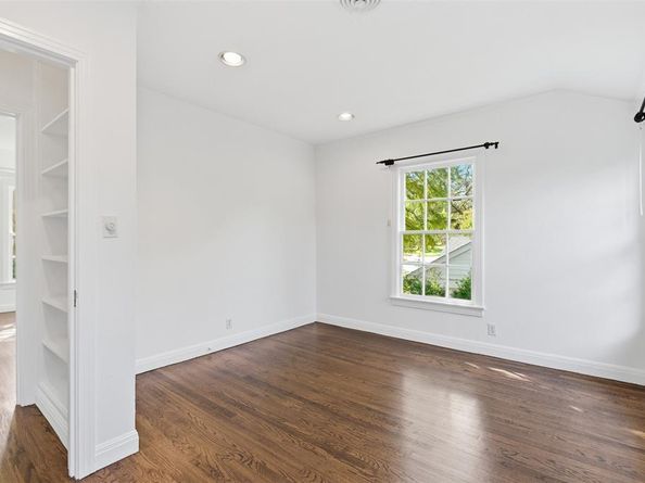 4224  Pershing Avenue , Fort Worth Texas 76107