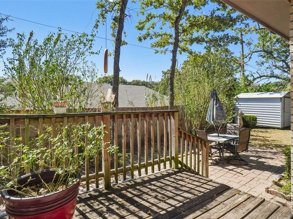 1116  Shadow Ridge Drive , Azle Texas 76020