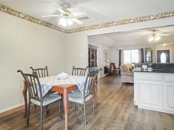 1116  Shadow Ridge Drive , Azle Texas 76020