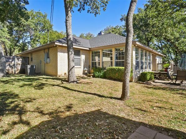 1116  Shadow Ridge Drive , Azle Texas 76020