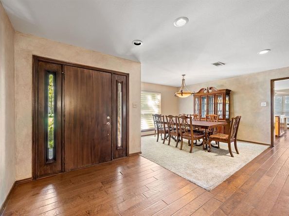 2607  Augusta Lane , Arlington Texas 76012