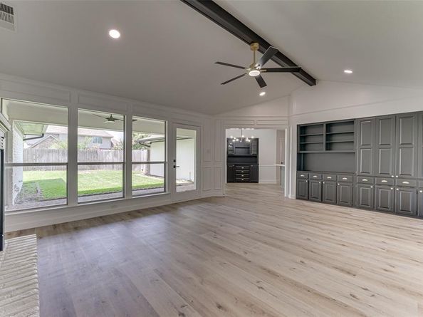 1822  Westshore Drive , Garland Texas 75043