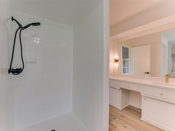 1822  Westshore Drive , Garland Texas 75043