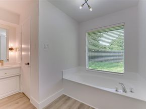 1822  Westshore Drive , Garland Texas 75043