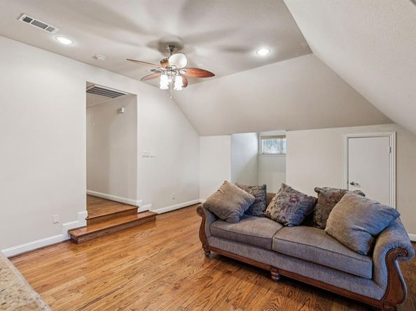 2221  Southern Oaks Drive , Cedar Hill Texas 75104