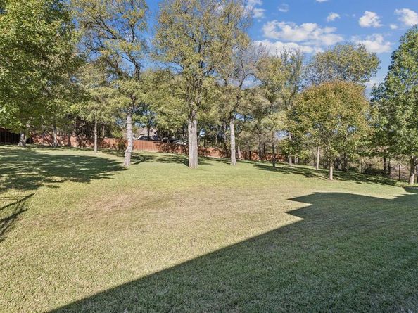 2221  Southern Oaks Drive , Cedar Hill Texas 75104