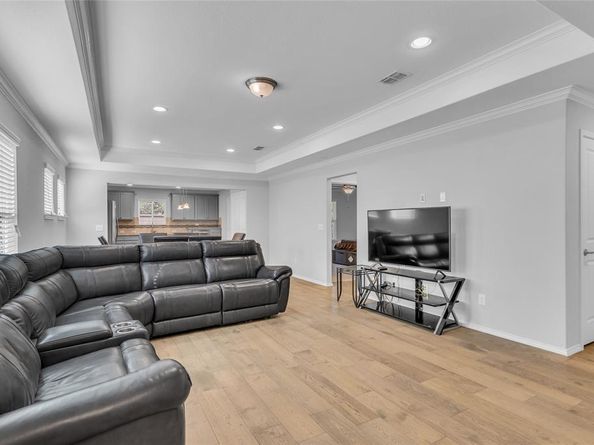 8845  Twin Pines Lane , Frisco Texas 75036