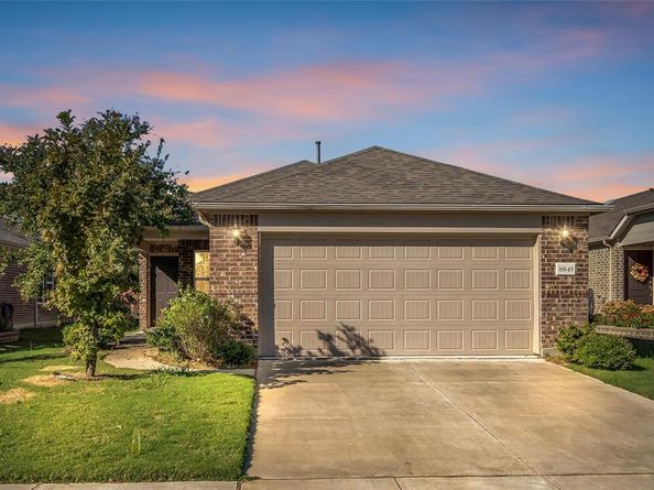 8845  Twin Pines Lane , Frisco Texas 75036