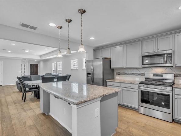 8845  Twin Pines Lane , Frisco Texas 75036