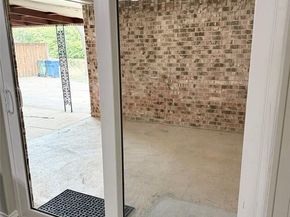 1813  Bardfield Avenue , Garland Texas 75041