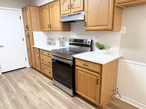 1813  Bardfield Avenue , Garland Texas 75041