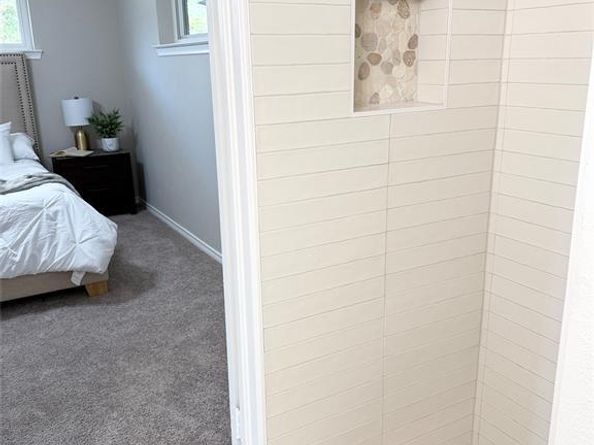 1813  Bardfield Avenue , Garland Texas 75041