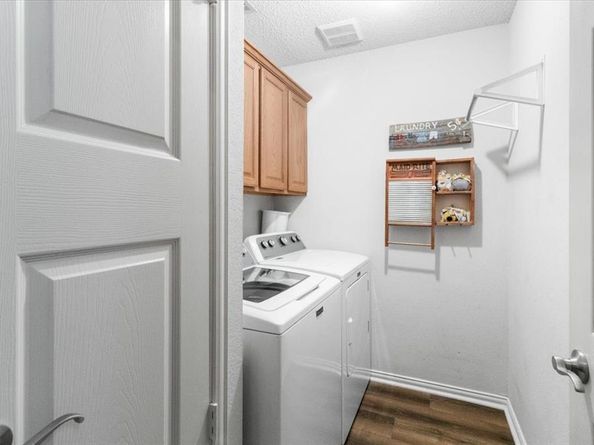 716  Glenview Drive , Mansfield Texas 76063