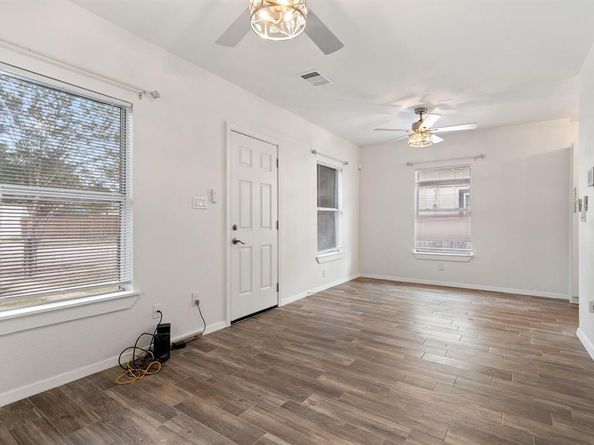 531 E 7th Street , Dallas Texas 75203