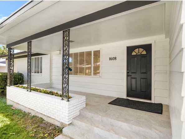 1608  Scenery Hill Road , Fort Worth Texas 76103
