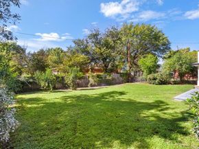 1608  Scenery Hill Road , Fort Worth Texas 76103