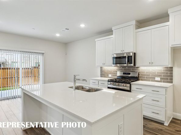 1383  Whipsaw Trail , Celina Texas 75009
