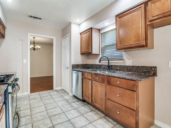 407  Valley Cove Drive , Richardson Texas 75080