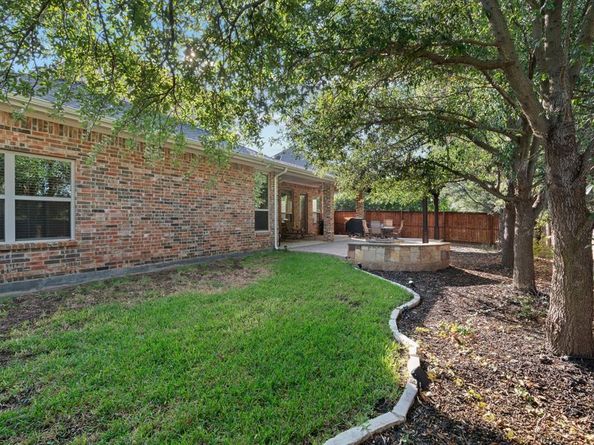 9352  Blanco Drive , Lantana Texas 76226