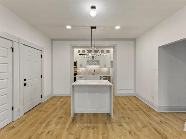 4845  Swiss Avenue  301, Dallas Texas 75204