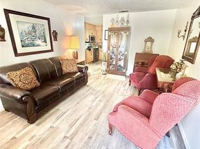 813  Mullins  , Lewisville Texas 75057