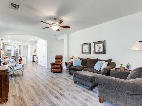 3520  Tulip Drive , Aubrey Texas 76227