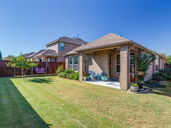 3520  Tulip Drive , Aubrey Texas 76227