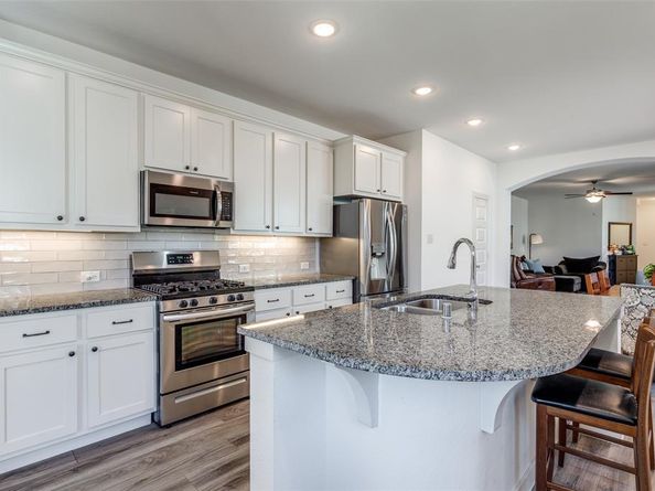 3520  Tulip Drive , Aubrey Texas 76227