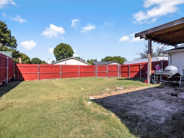 2705  Royalty Drive , Garland Texas 75044