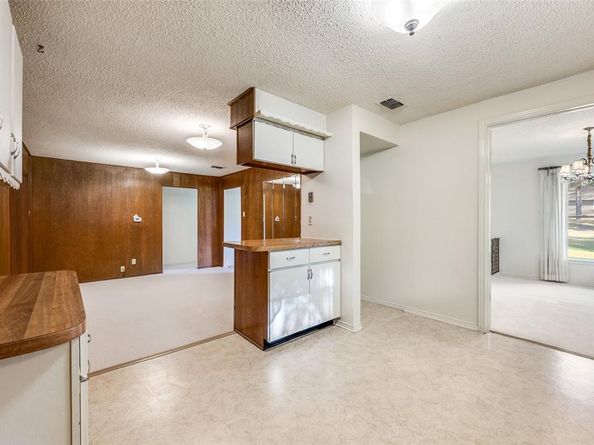 3511  Rio Grande Circle , Dallas Texas 75233