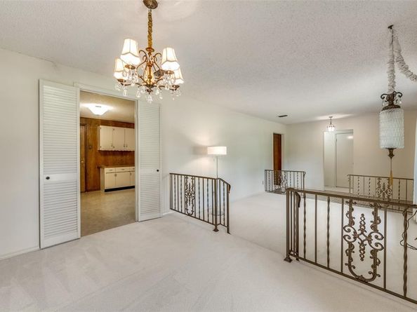 3511  Rio Grande Circle , Dallas Texas 75233