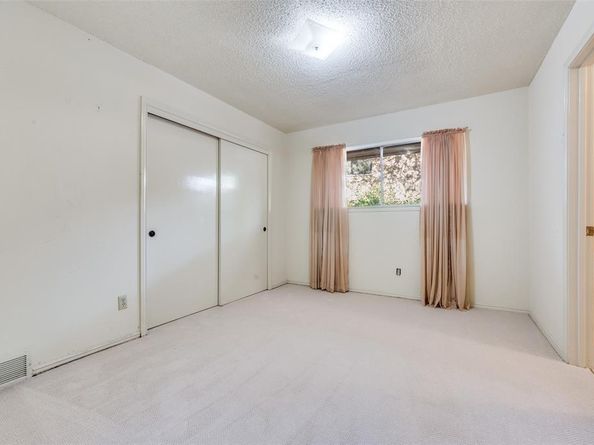 3511  Rio Grande Circle , Dallas Texas 75233