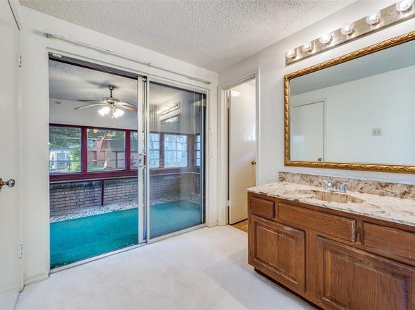 3511  Rio Grande Circle , Dallas Texas 75233