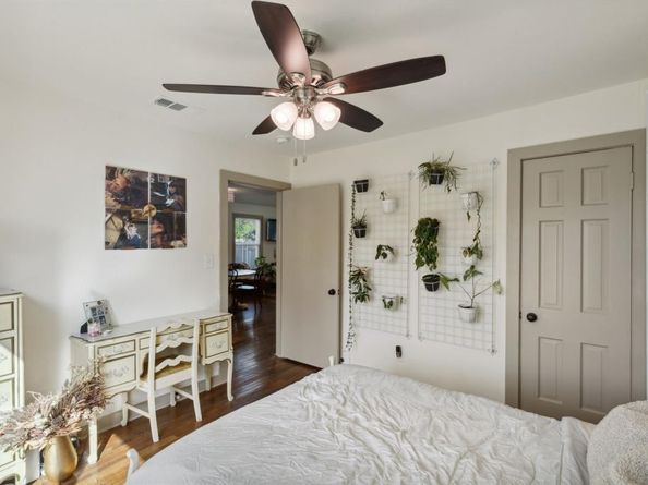 2624  Ryan Avenue , Fort Worth Texas 76110