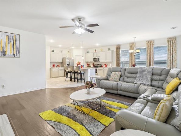 10513  Summer Place Lane , Fort Worth Texas 76140