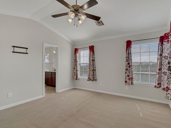 1542  Biltmore Lane , Irving Texas 75063